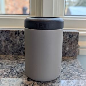 Yeti Grey Colster